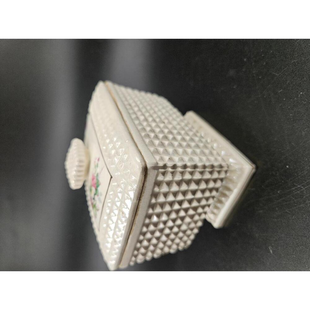 Mid Century Hollywood Regency Ivory & RosesPyramidal Hobnob Lidded Trinket Box - Picture 3 of 14